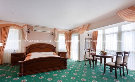 SUITE "ALADDIN" (311)