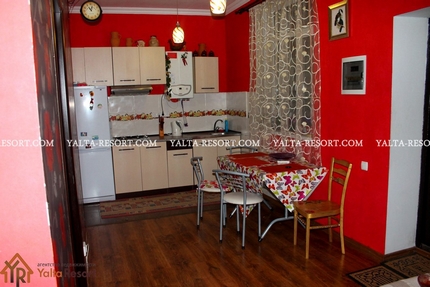 Первый этаж